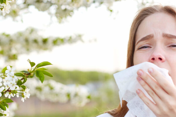 8 Tips to Help and Treat Spring Allergies